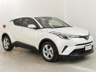 2019 Toyota C-HR - Thumbnail