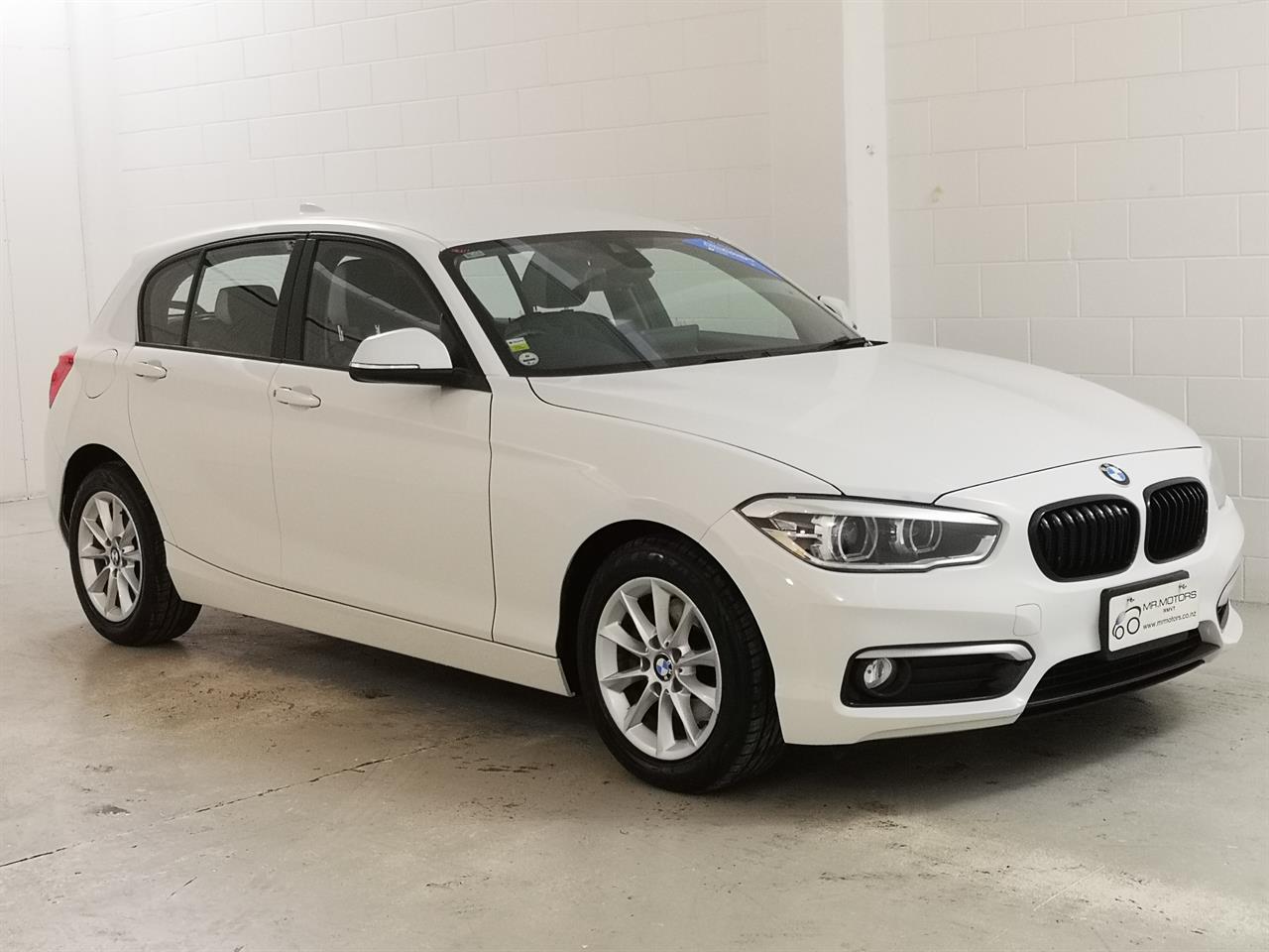 2015 BMW 118I