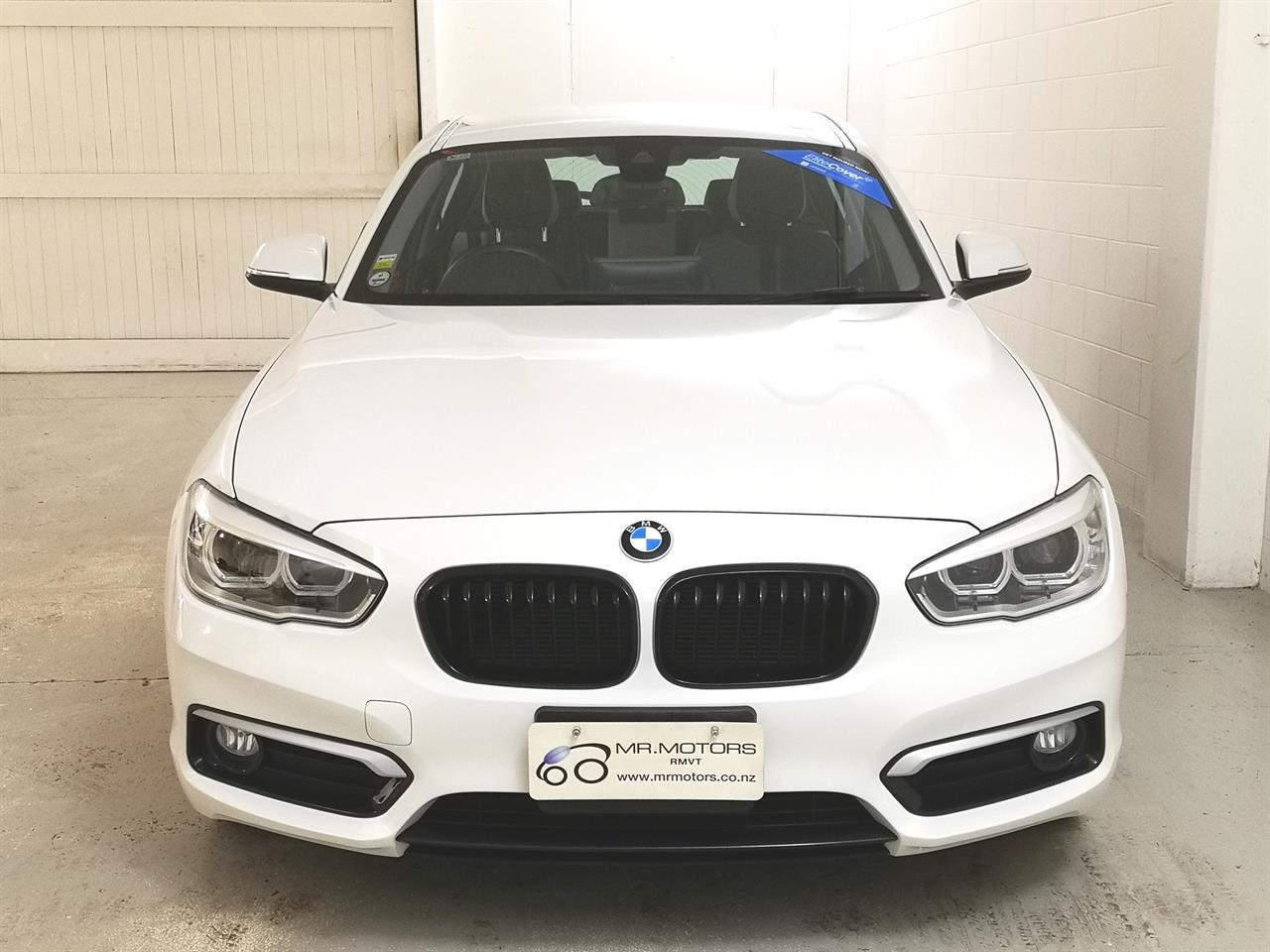 2015 BMW 118I