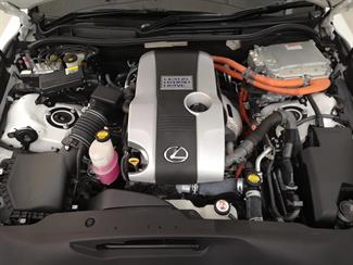 2013 Lexus IS 300H - Thumbnail