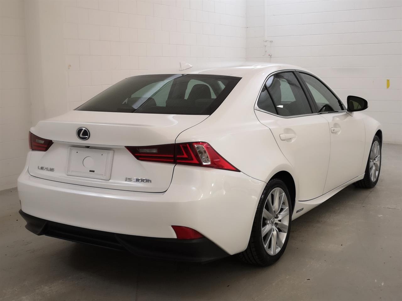 2013 Lexus IS 300H