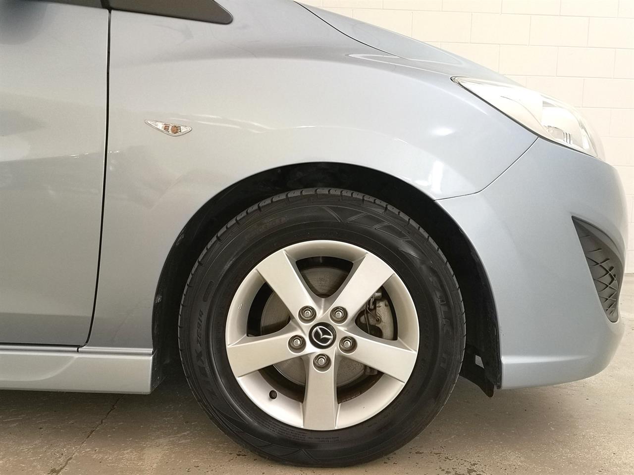 2013 Mazda Premacy