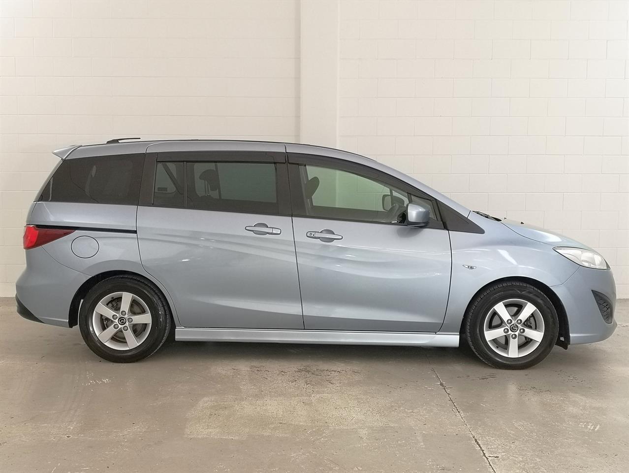 2013 Mazda Premacy