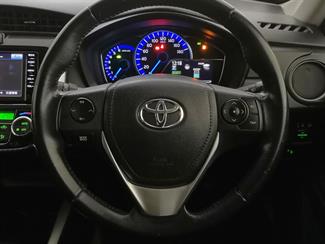 2015 Toyota Corolla - Thumbnail