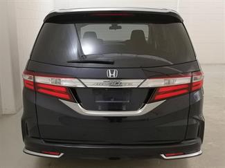 2016 Honda Odyssey - Thumbnail