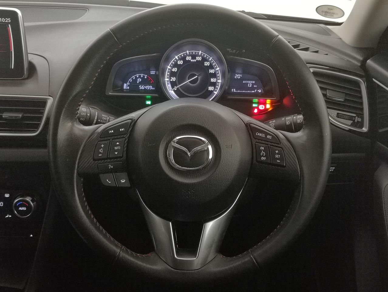 2013 Mazda Axela