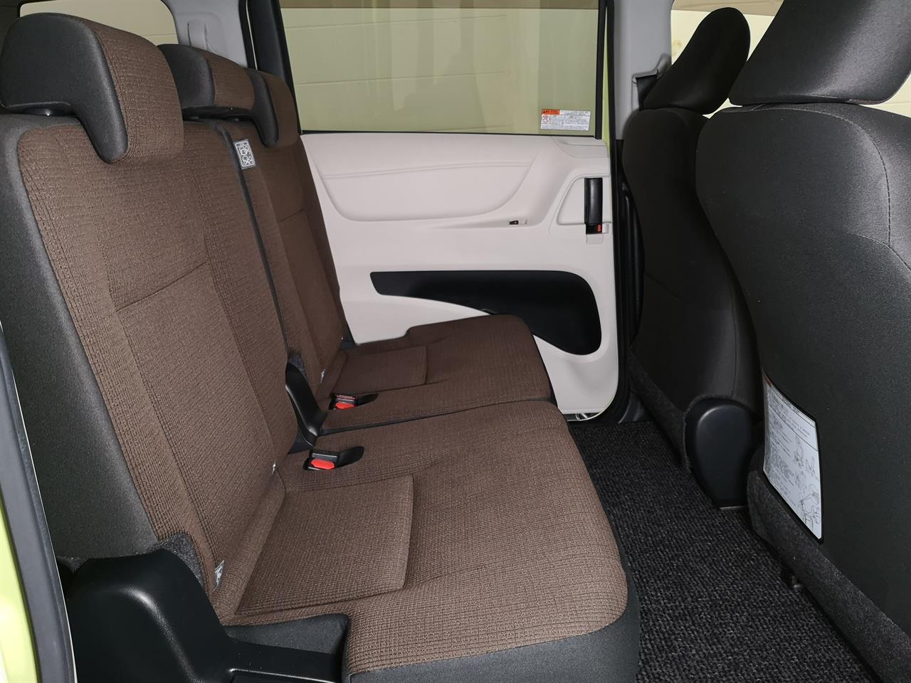 2016 Toyota Sienta