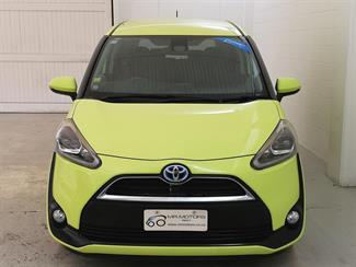 2016 Toyota Sienta - Thumbnail