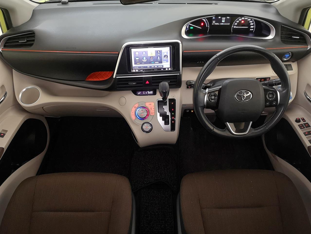 2016 Toyota Sienta