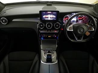 2018 Mercedes-Benz GLC 200 - Thumbnail
