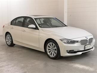 2012 BMW 320i - Thumbnail