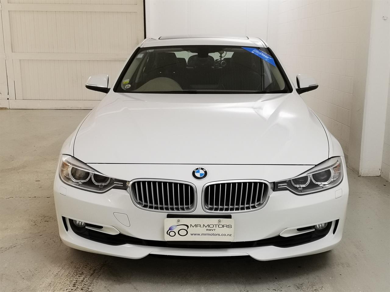 2012 BMW 320i