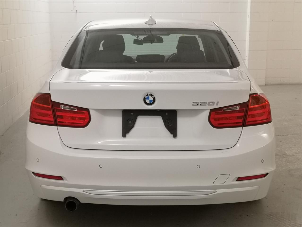 2012 BMW 320i