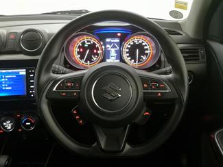 2023 Suzuki Swift - Thumbnail