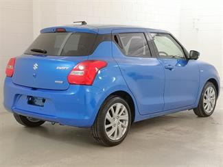 2023 Suzuki Swift - Thumbnail