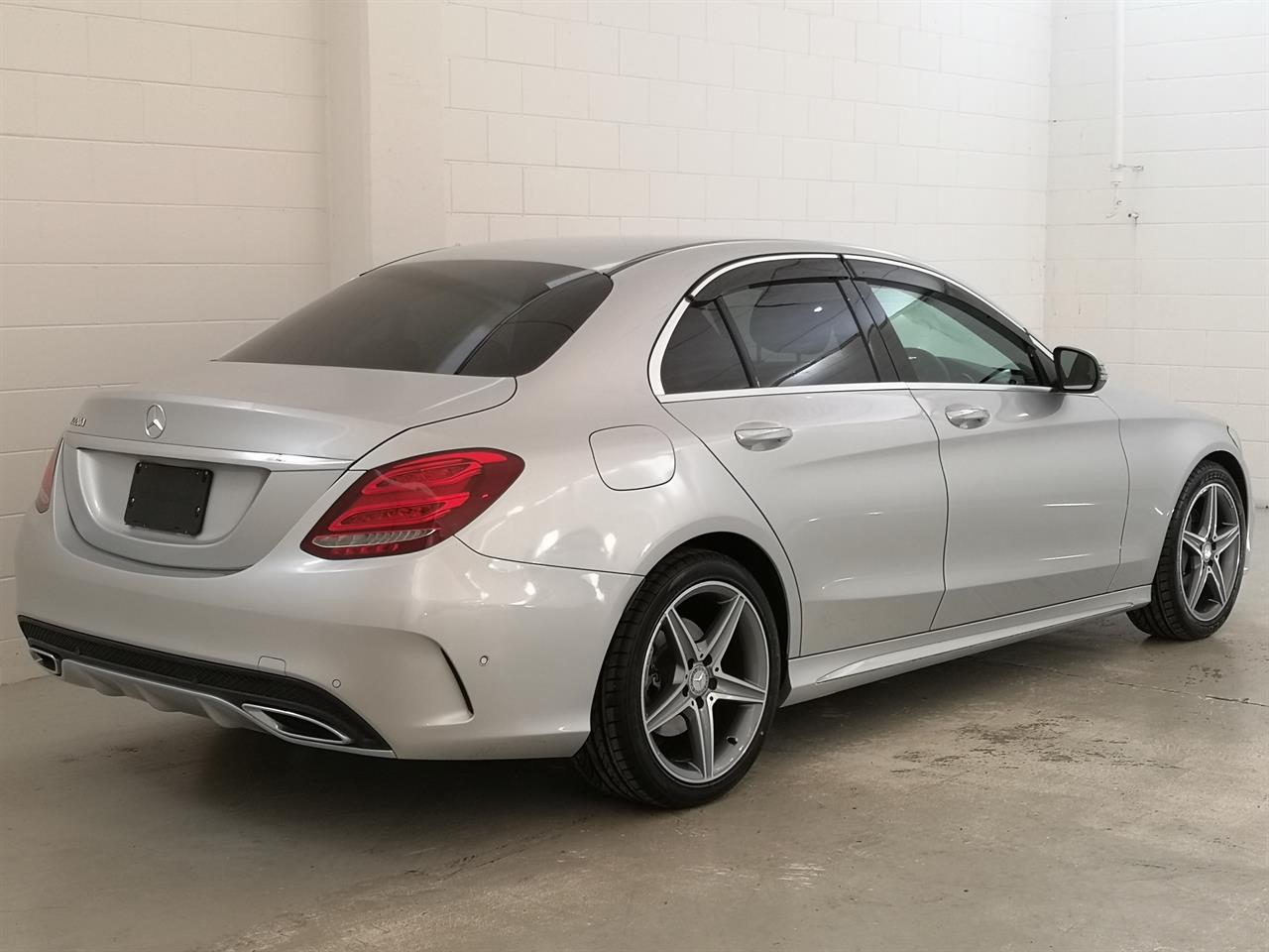 2015 Mercedes-Benz C 220