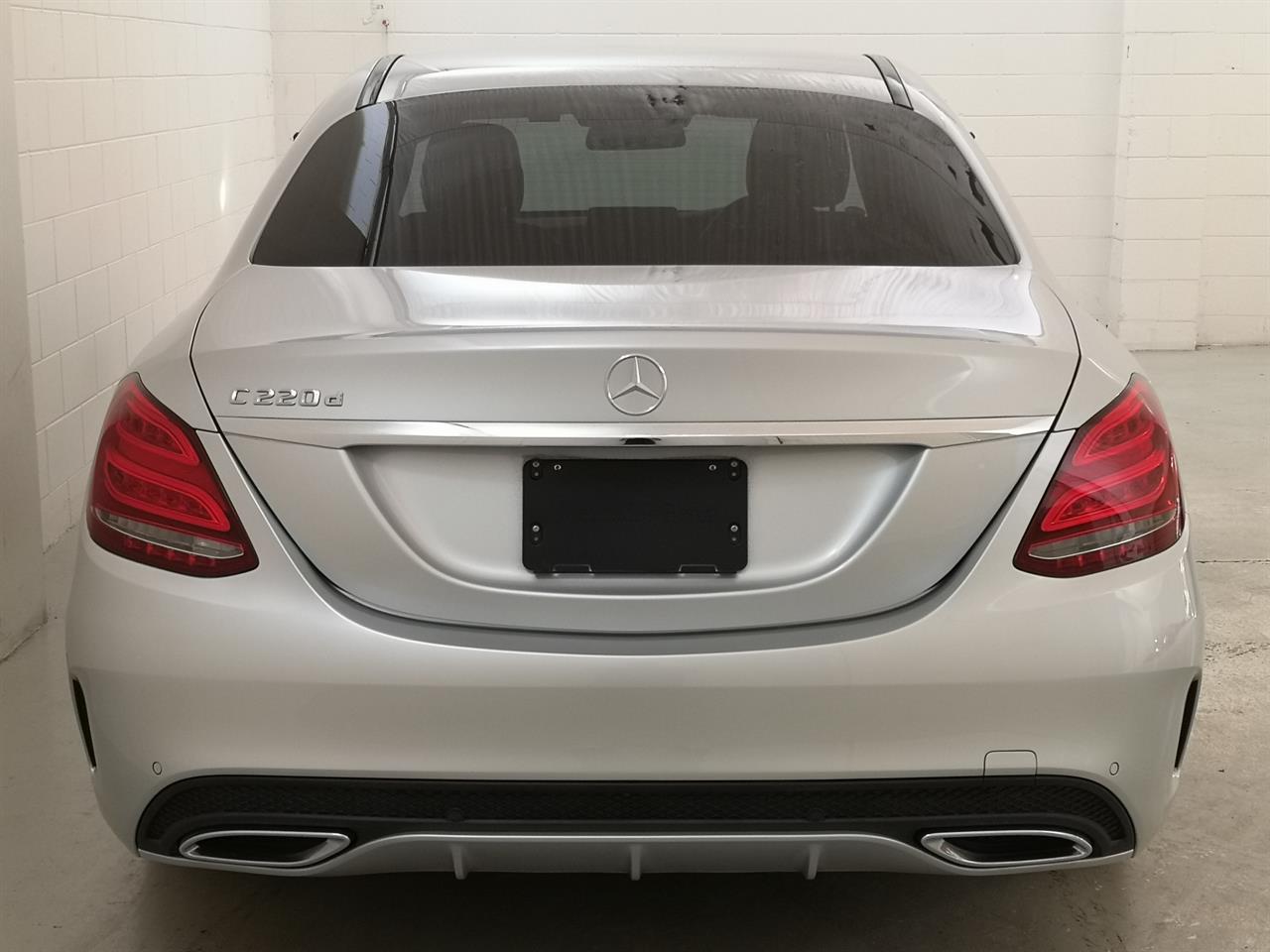 2015 Mercedes-Benz C 220