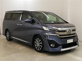 2015 Toyota Alphard - Thumbnail