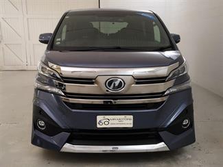 2015 Toyota Alphard - Thumbnail