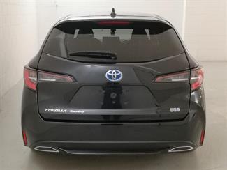 2019 Toyota Corolla - Thumbnail