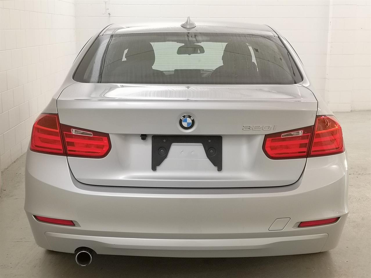 2015 BMW 320i