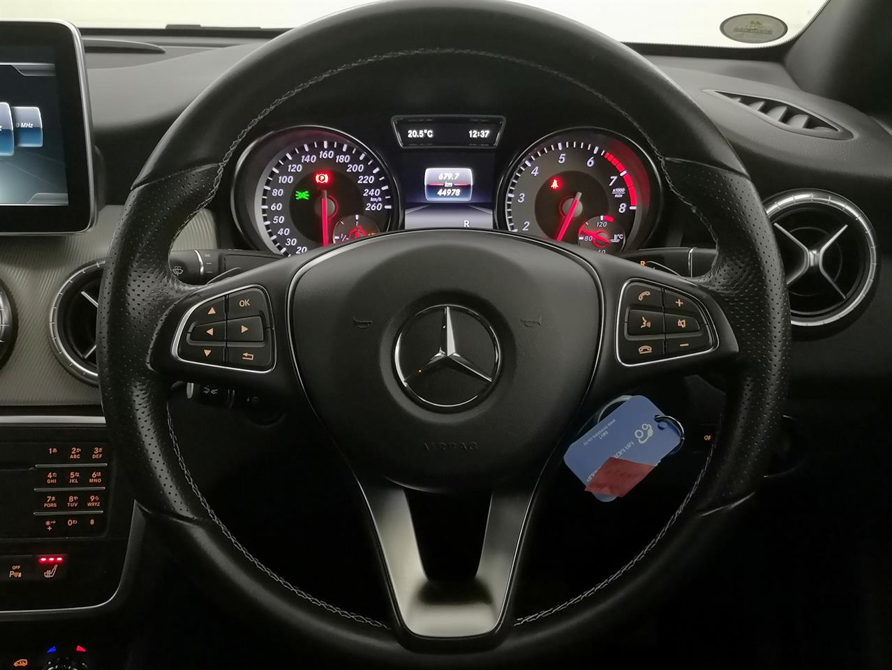 2016 Mercedes-Benz CLA 180