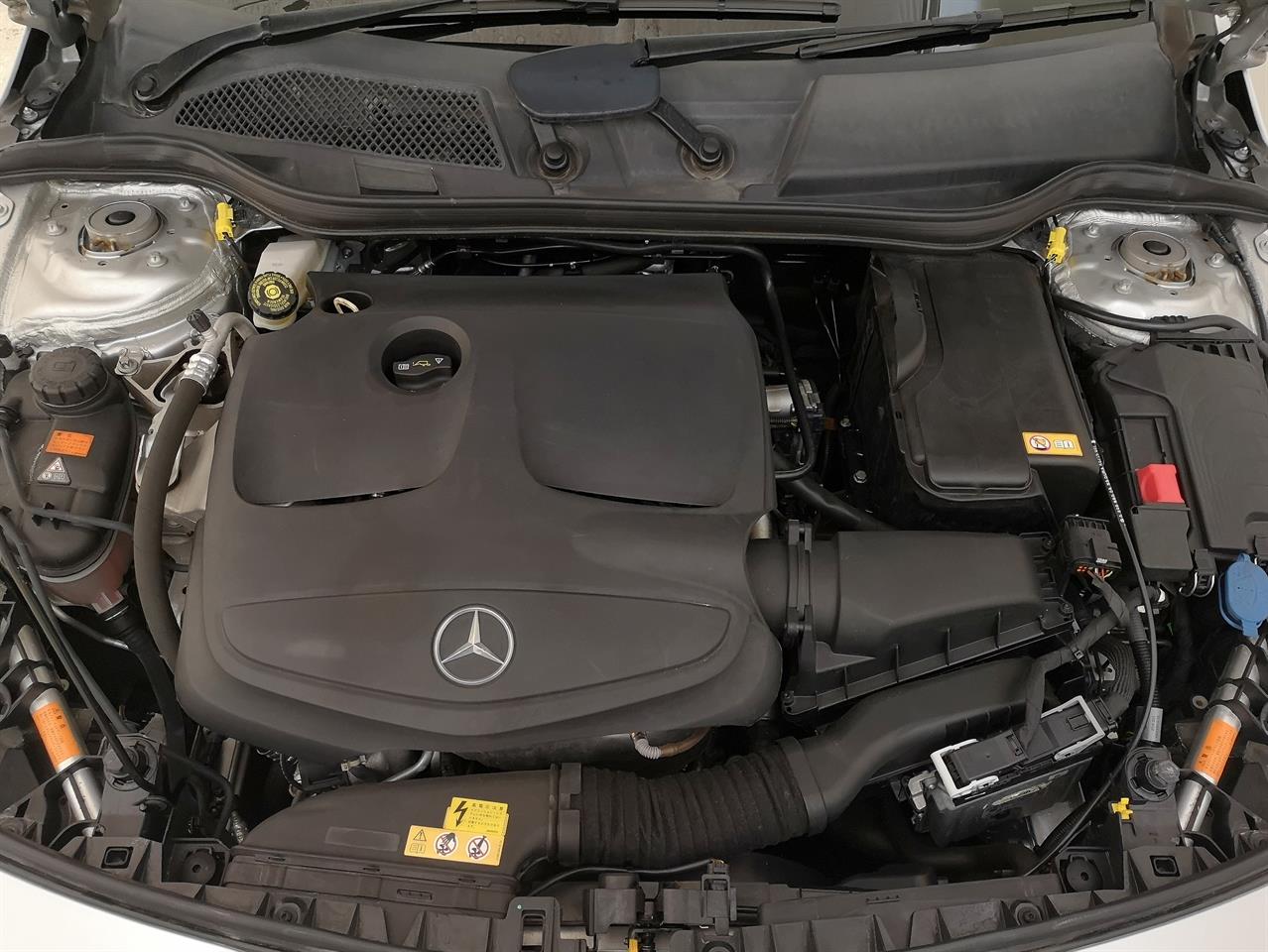 2016 Mercedes-Benz CLA 180