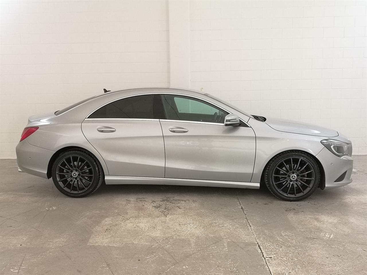 2016 Mercedes-Benz CLA 180