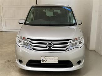 2016 Nissan Serena - Thumbnail