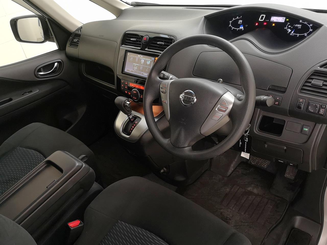 2016 Nissan Serena