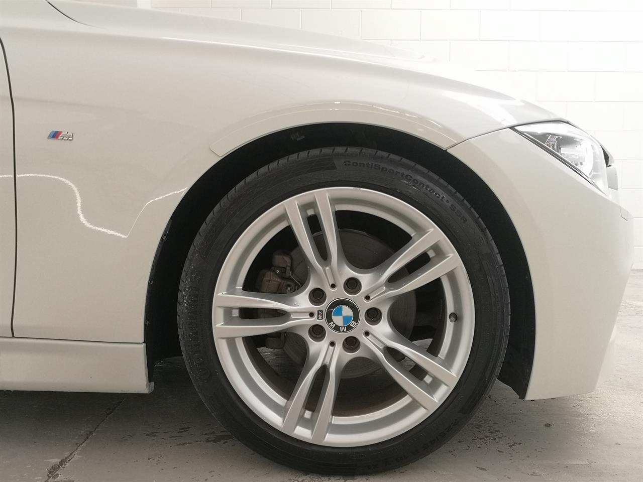 2015 BMW 320i