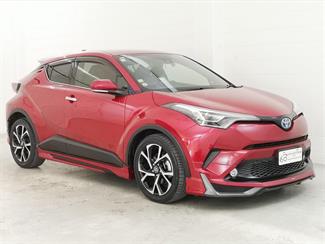 2018 Toyota C-HR - Thumbnail