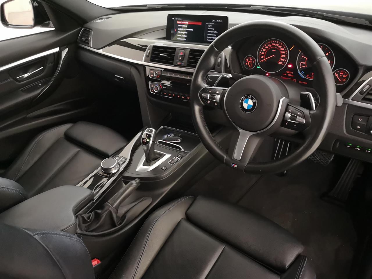 2019 BMW 320d