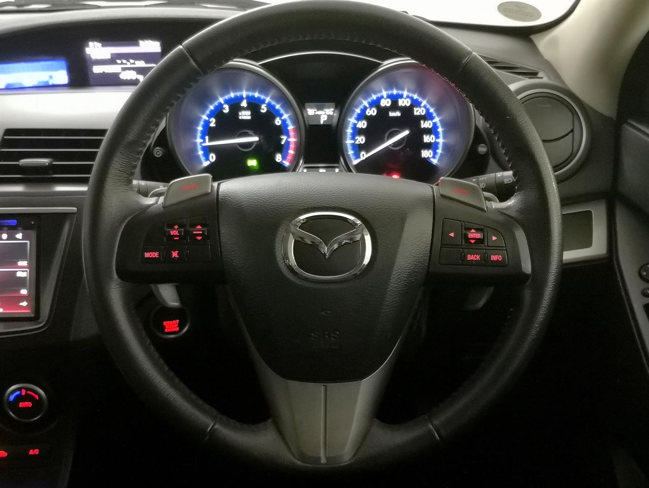 2013 Mazda Axela