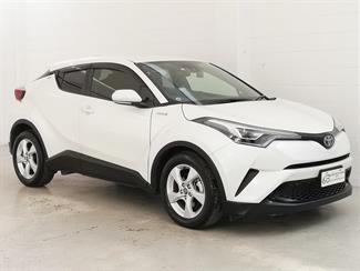 2019 Toyota C-HR - Thumbnail