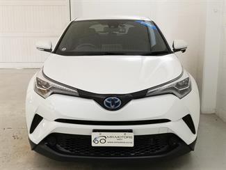 2019 Toyota C-HR - Thumbnail