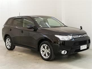 2013 Mitsubishi Outlander - Thumbnail