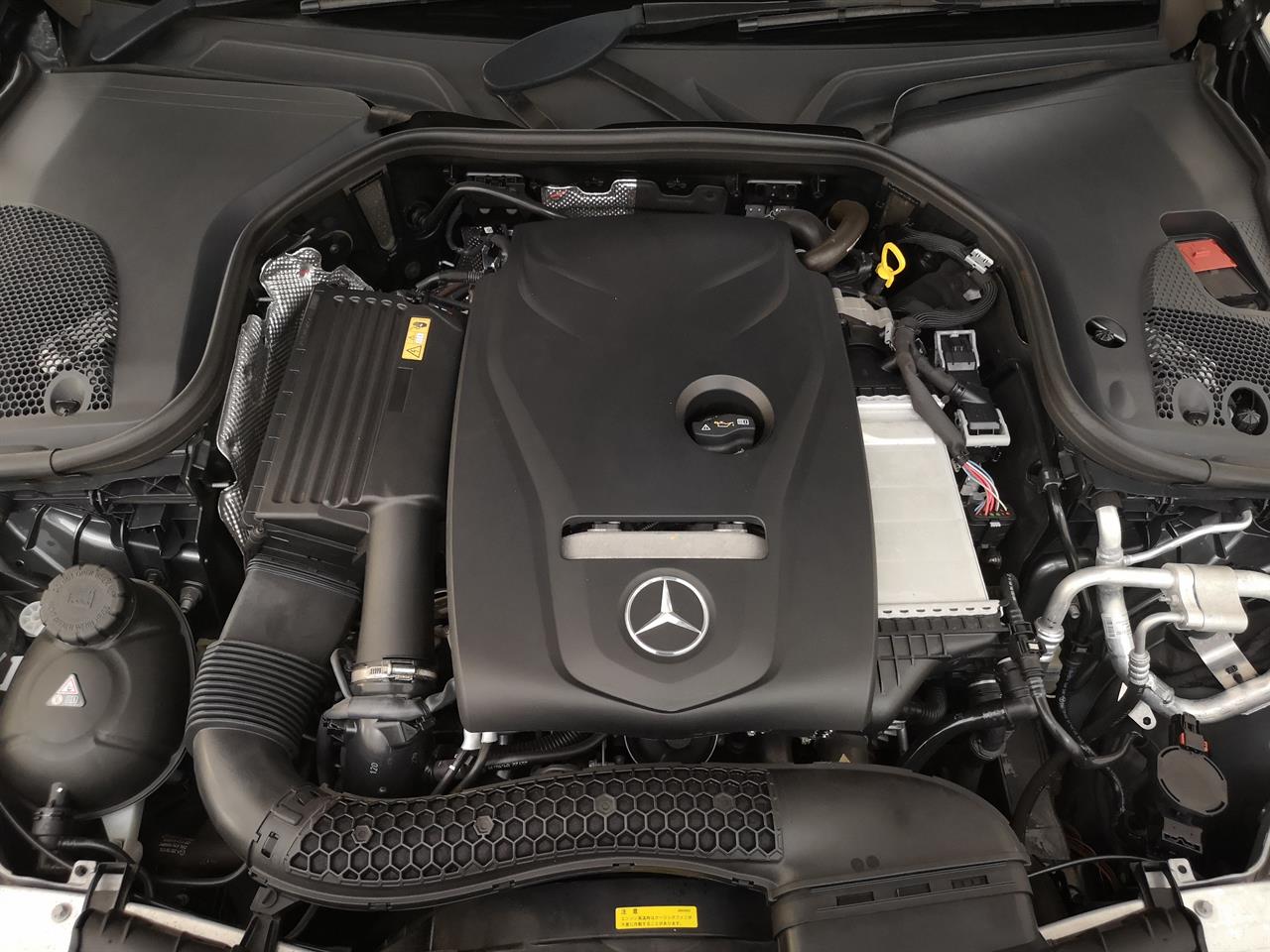 2016 Mercedes-Benz E 200