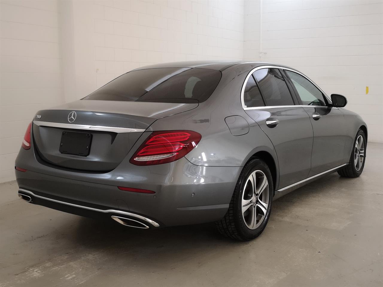 2016 Mercedes-Benz E 200