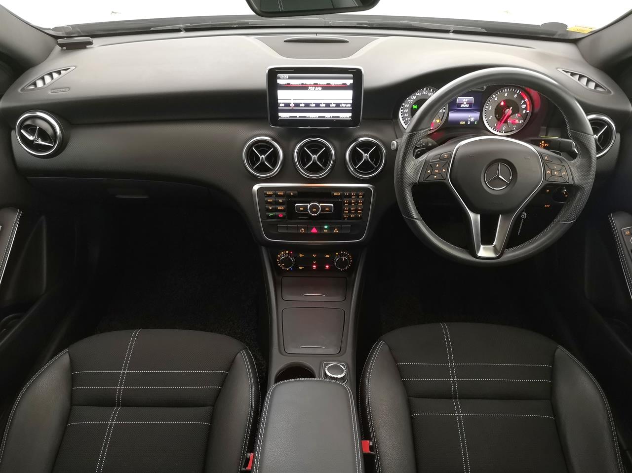 2013 Mercedes-Benz A 180