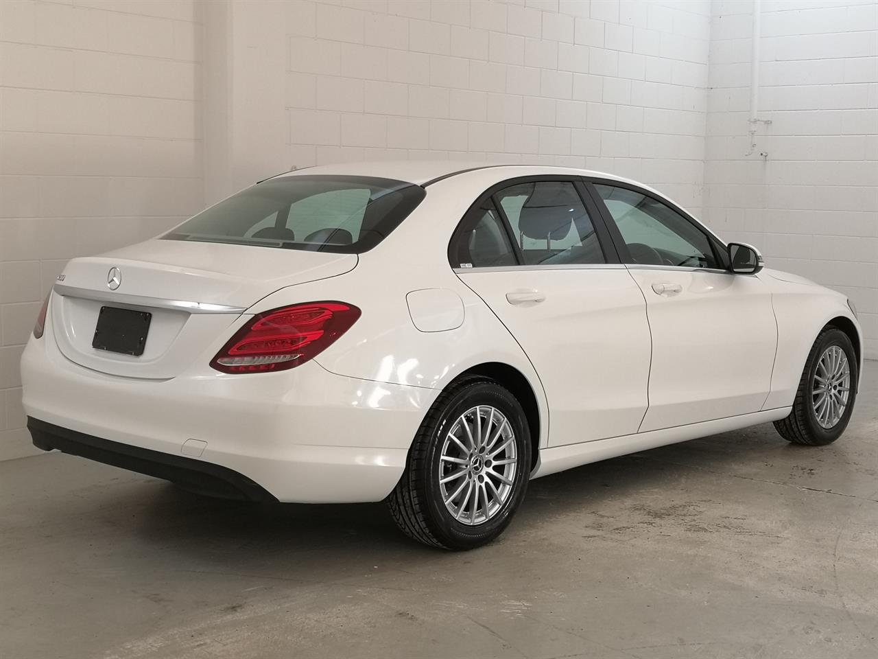 2018 Mercedes-Benz C 180