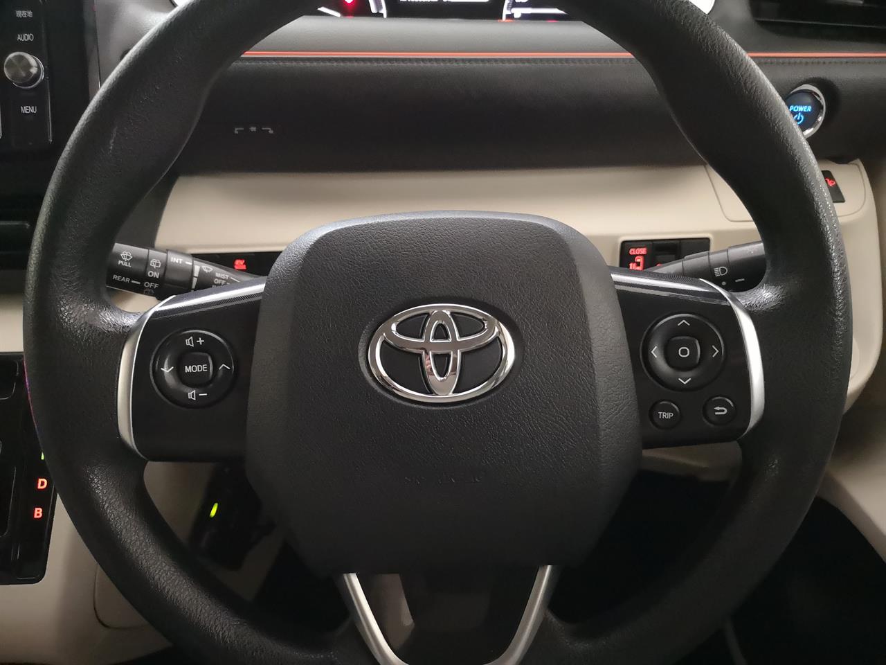 2017 Toyota Sienta