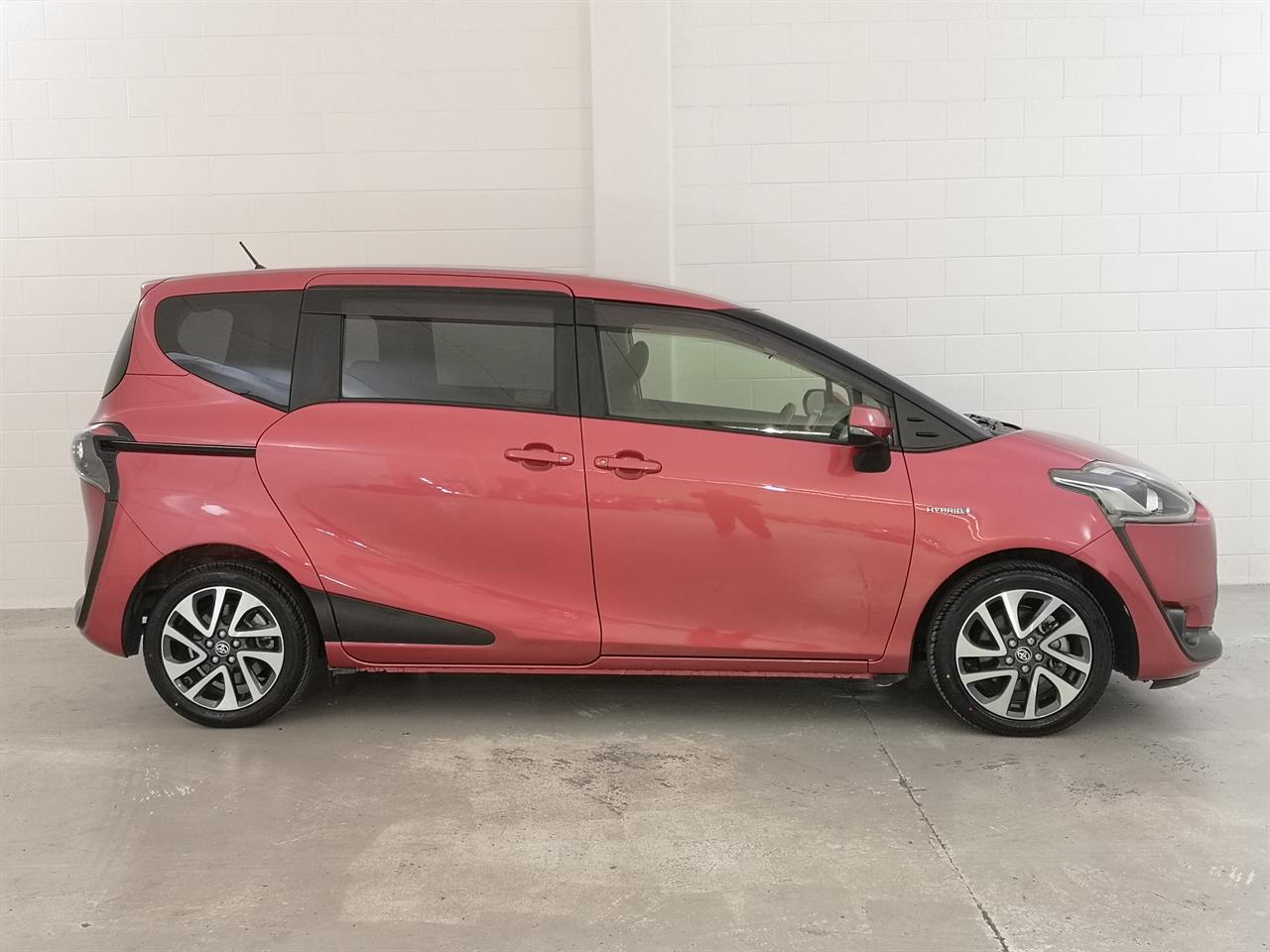 2016 Toyota Sienta