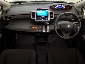 2012 Honda Freed - Thumbnail