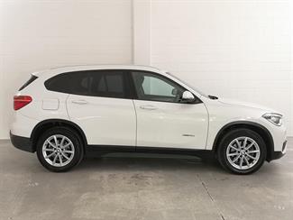 2017 BMW X1 - Thumbnail