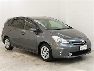 2012 Toyota Prius - Thumbnail