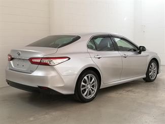 2019 Toyota Camry - Thumbnail