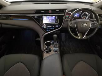 2019 Toyota Camry - Thumbnail