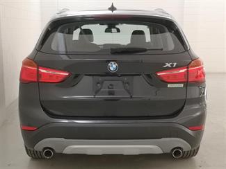 2016 BMW X1 - Thumbnail