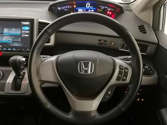 2013 Honda Freed - Thumbnail